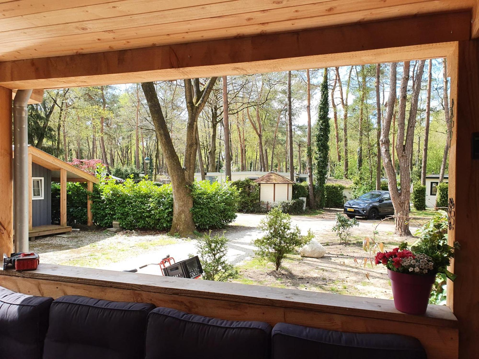 Chalet Bosrijk Midden In De Natuur-Eten&Drinken-Activiteiten-Ontspanning-En Nog Veel Meer Hoenderloo Buitenkant foto